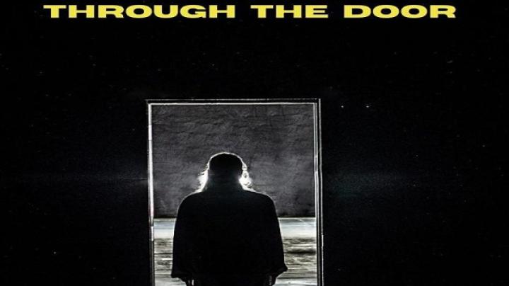 مشاهدة فيلم Through the Door 2024 مترجم ماي سيما
