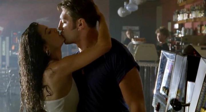 مشاهدة فيلم Jamon, Jamon 1992 مترجم ماي سيما +18